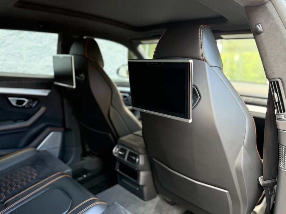 2019 Lamborghini Urus