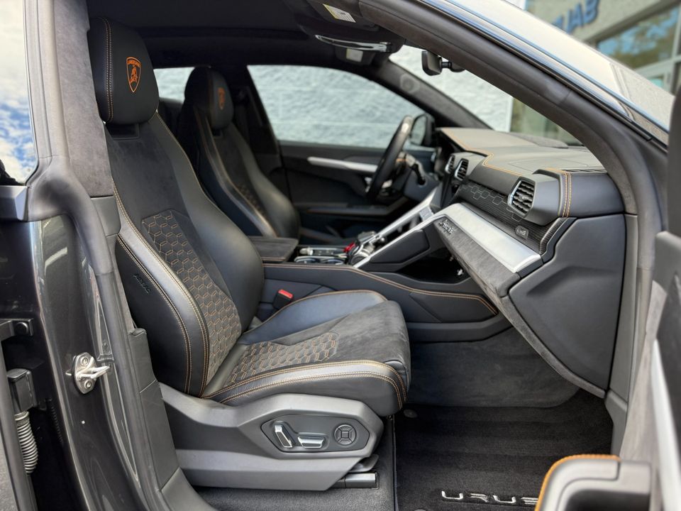 2019 Lamborghini Urus