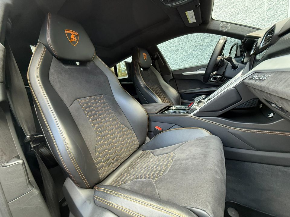 2019 Lamborghini Urus