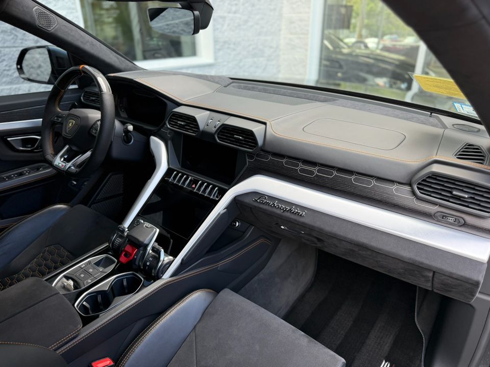 2019 Lamborghini Urus