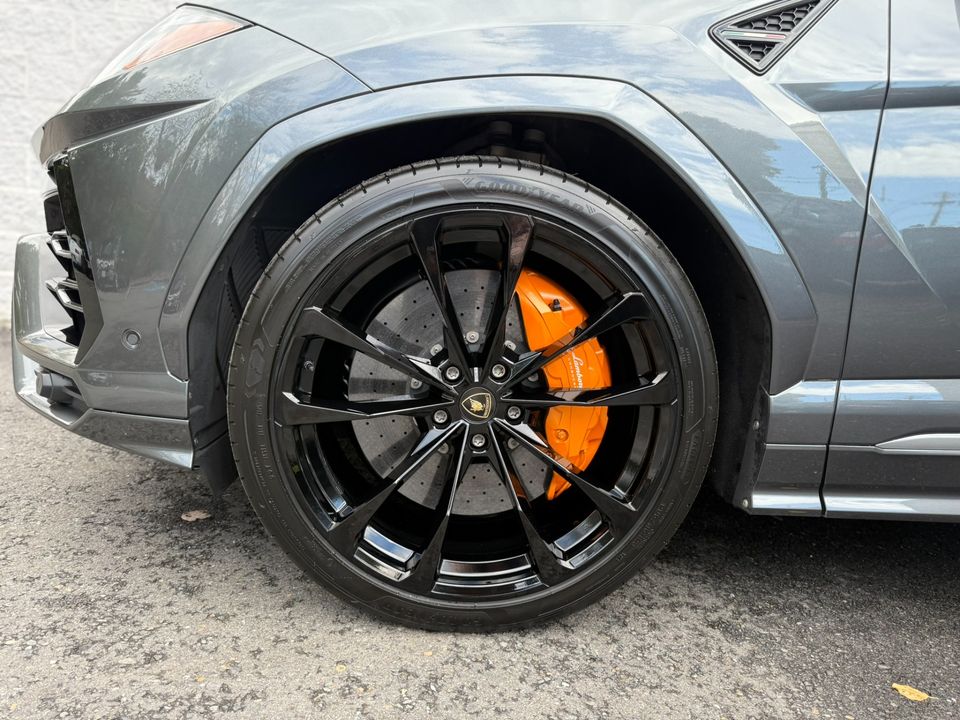 2019 Lamborghini Urus