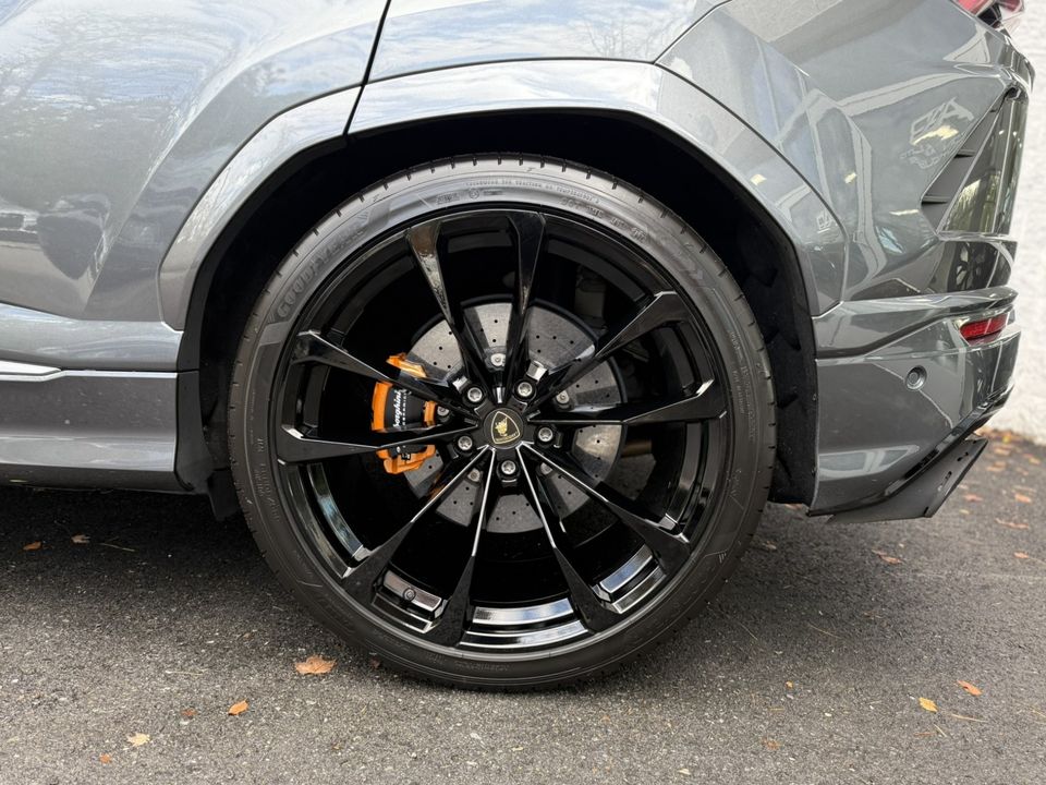 2019 Lamborghini Urus
