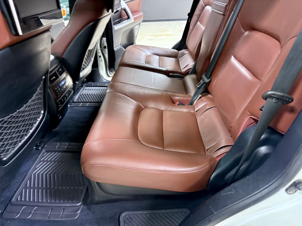 2017 Toyota Land Cruiser 200 1 OWNER NEW BUILD SUPERB!