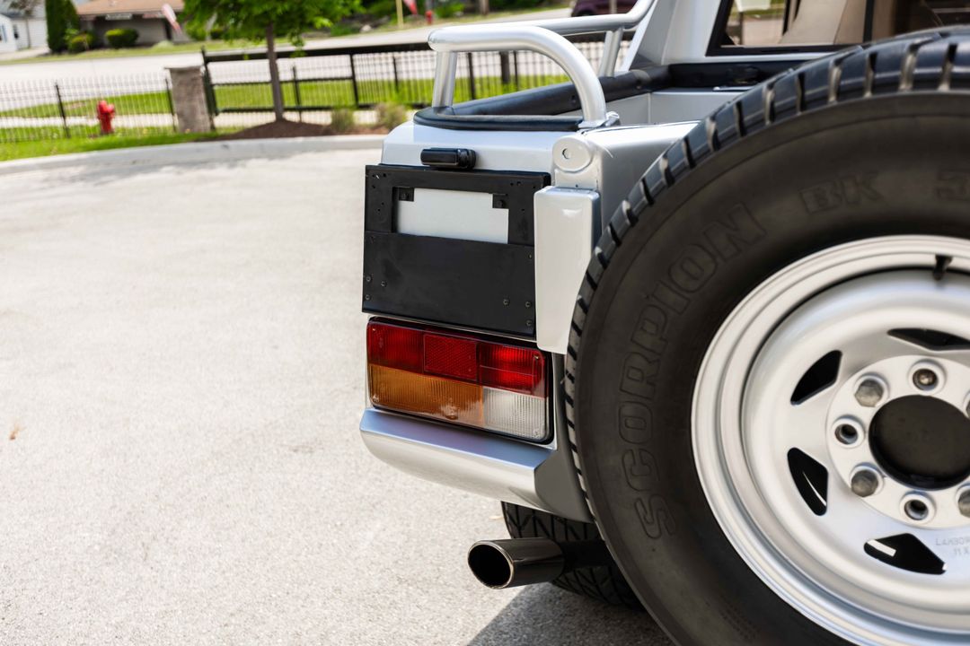 1987 Lamborghini LM002
