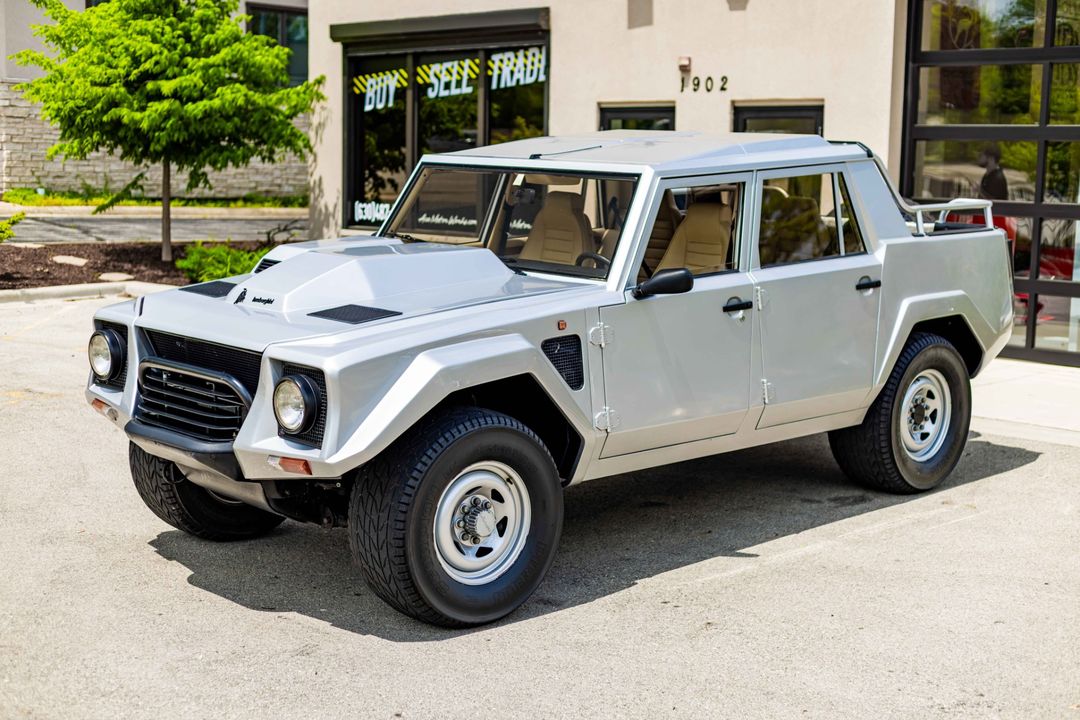 1987 Lamborghini LM002