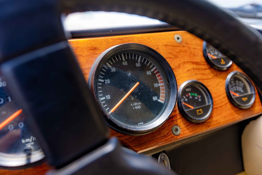 1987 Lamborghini LM002