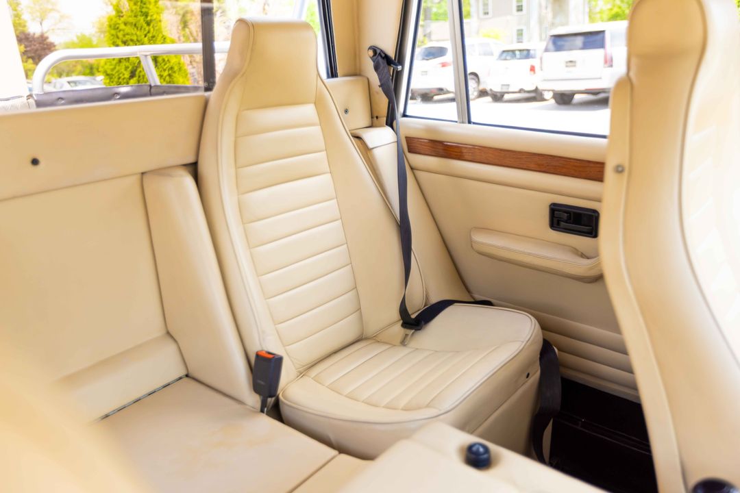 1987 Lamborghini LM002