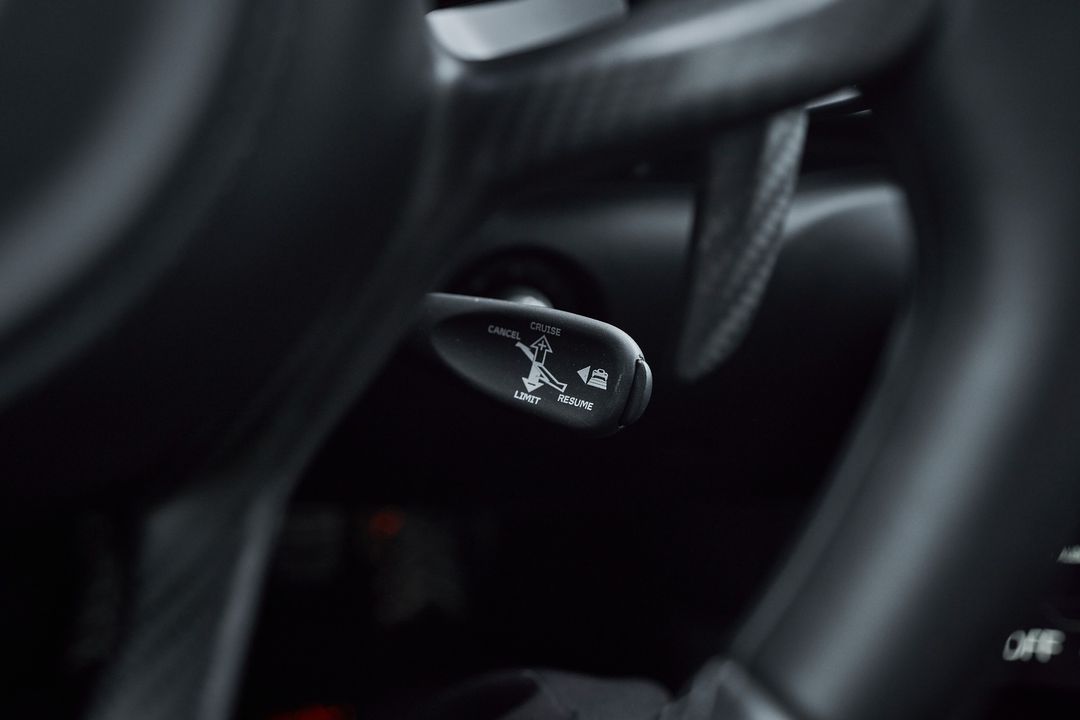 2023 McLaren Artura