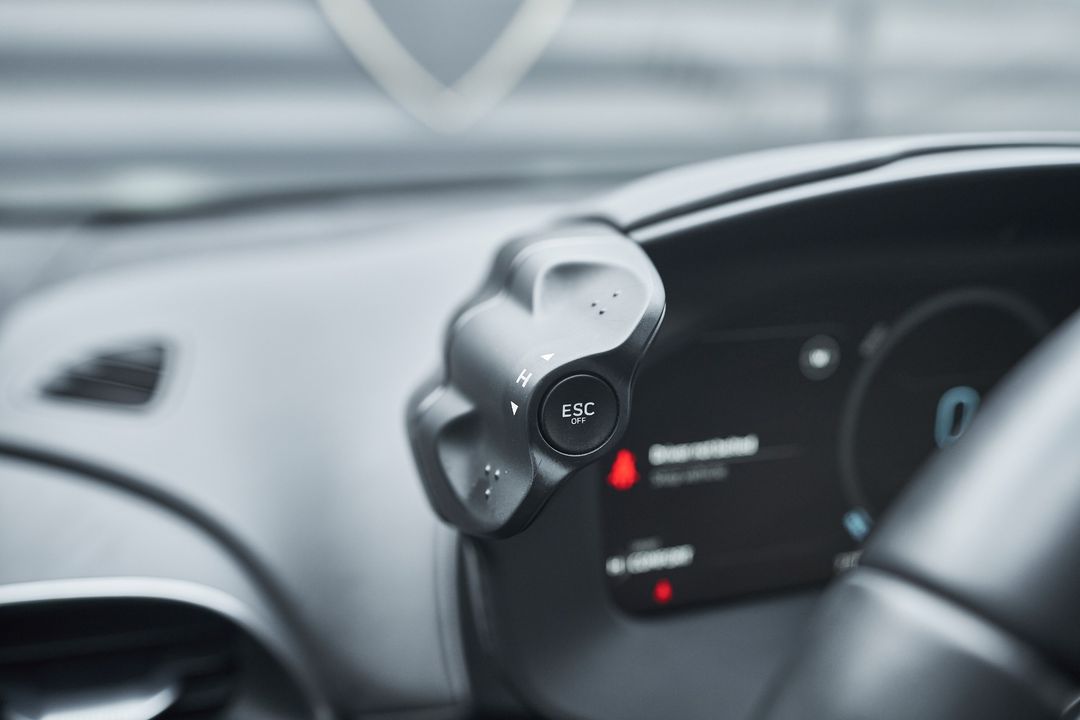 2023 McLaren Artura