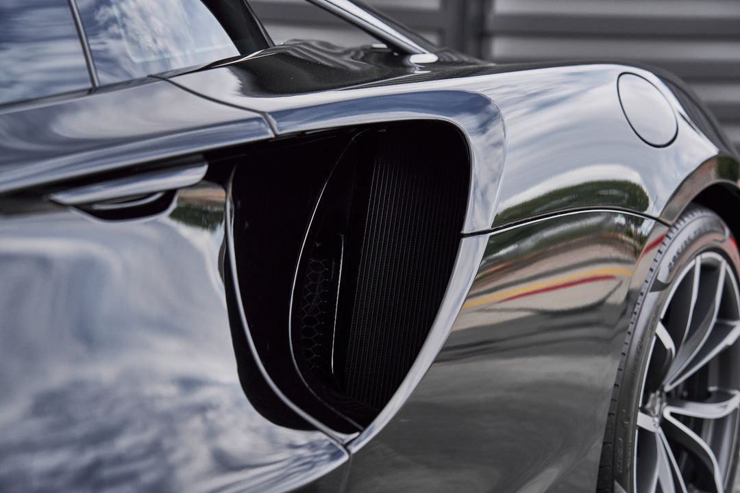 2023 McLaren Artura