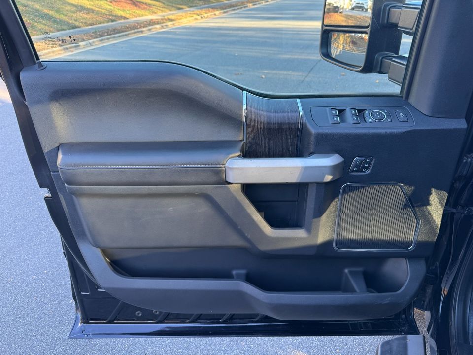 2021 Ford Super Duty F-250 LARIAT