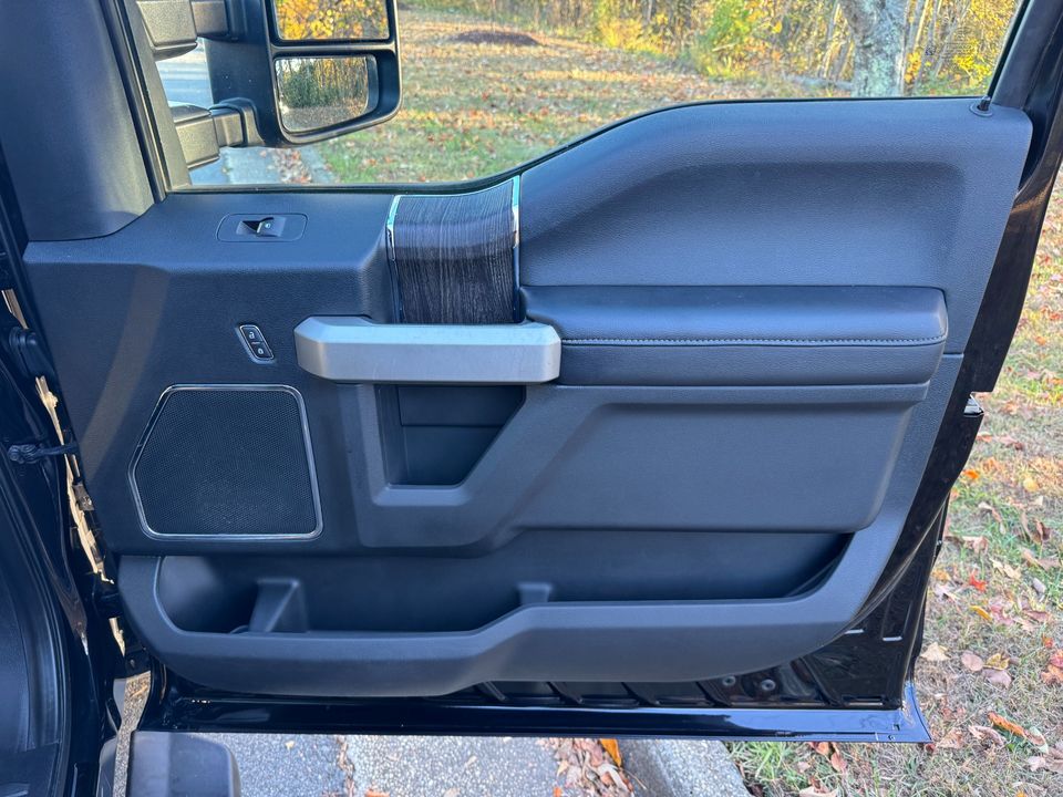 2021 Ford Super Duty F-250 LARIAT