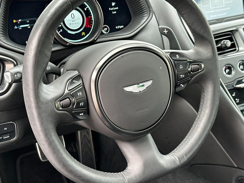 2021 Aston Martin DB11