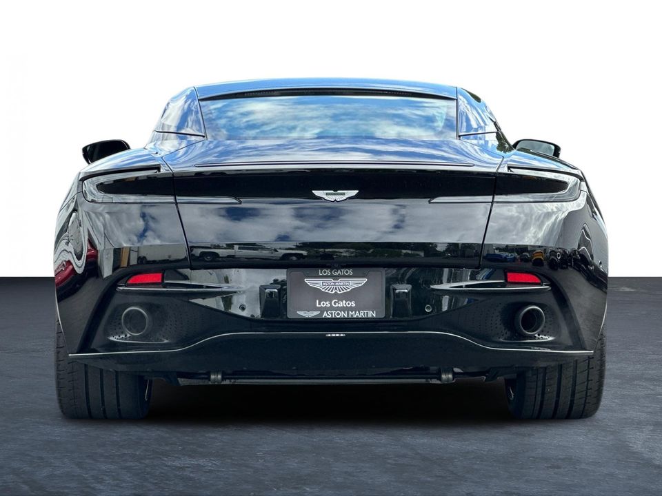 2021 Aston Martin DB11