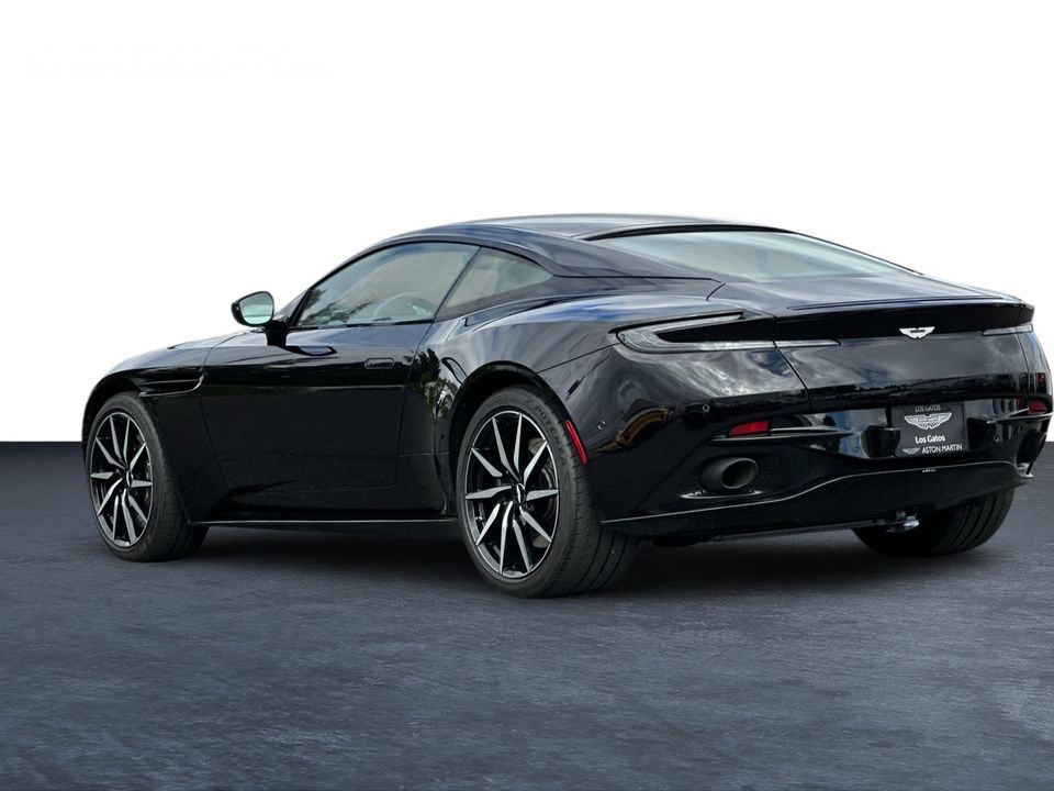 2021 Aston Martin DB11