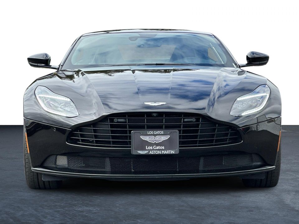 2021 Aston Martin DB11