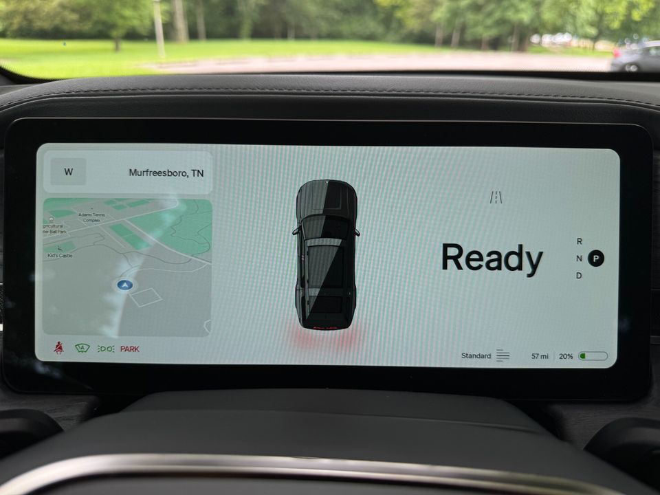 2023 Rivian R1S