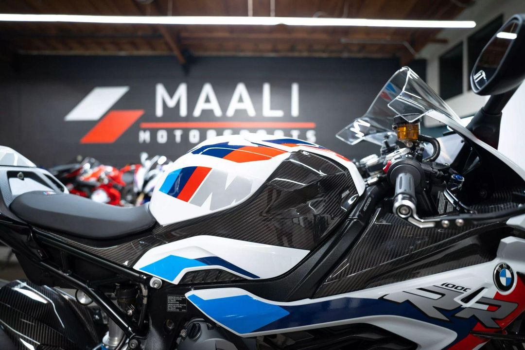 2021 BMW M1000RR