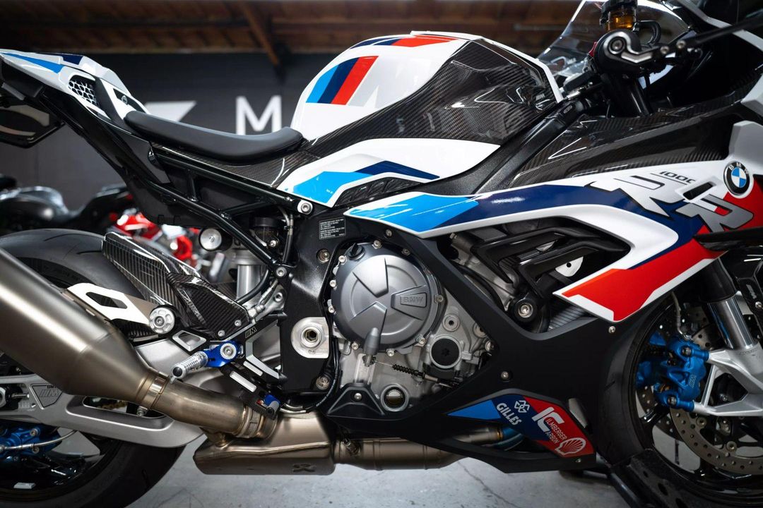 2021 BMW M1000RR