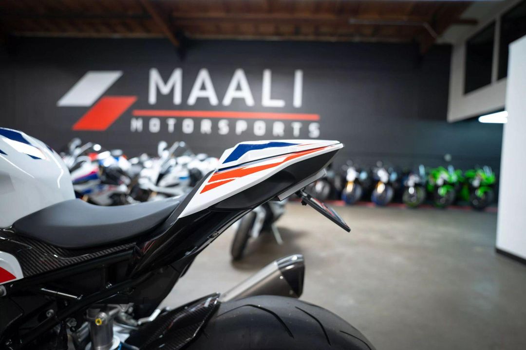 2021 BMW M1000RR
