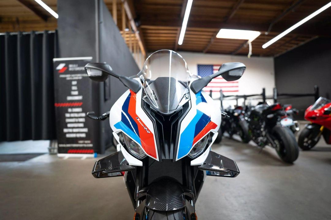 2021 BMW M1000RR