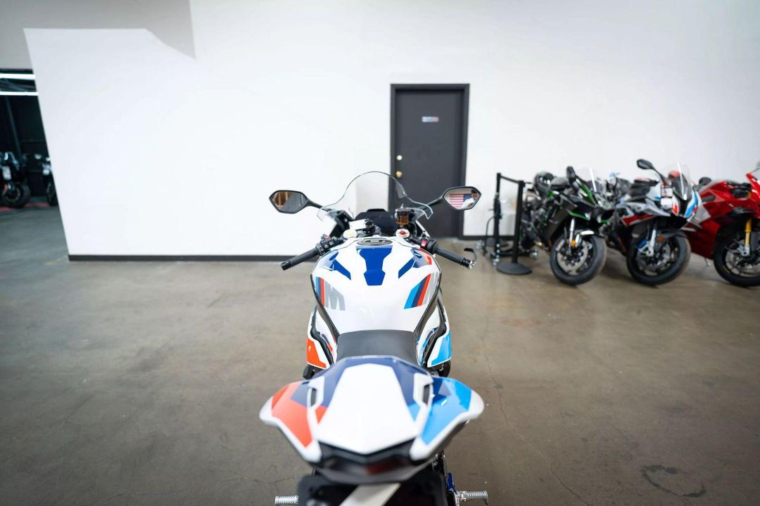 2021 BMW M1000RR