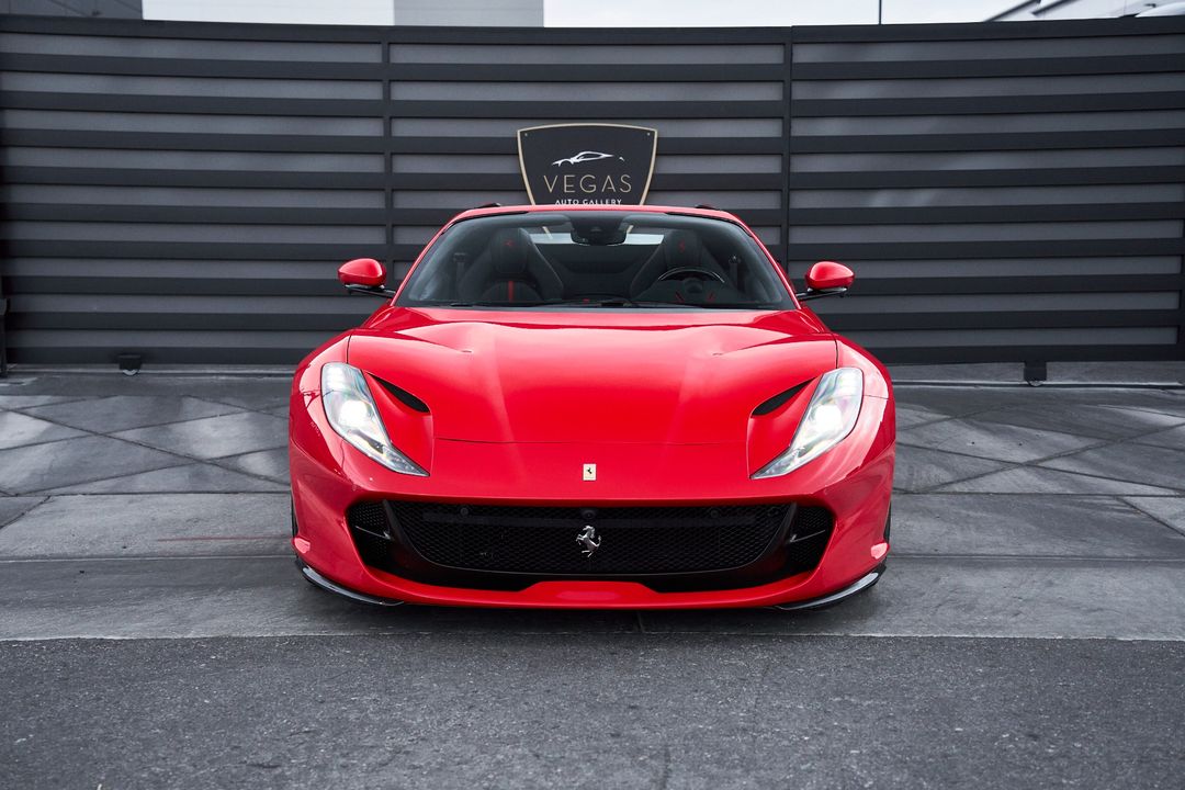 2021 Ferrari 812 GTS