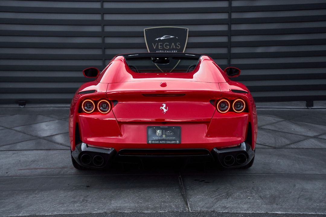 2021 Ferrari 812 GTS