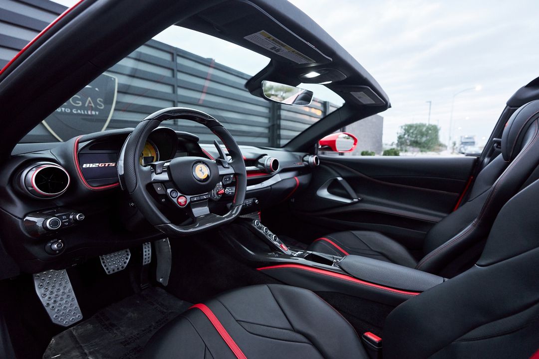 2021 Ferrari 812 GTS