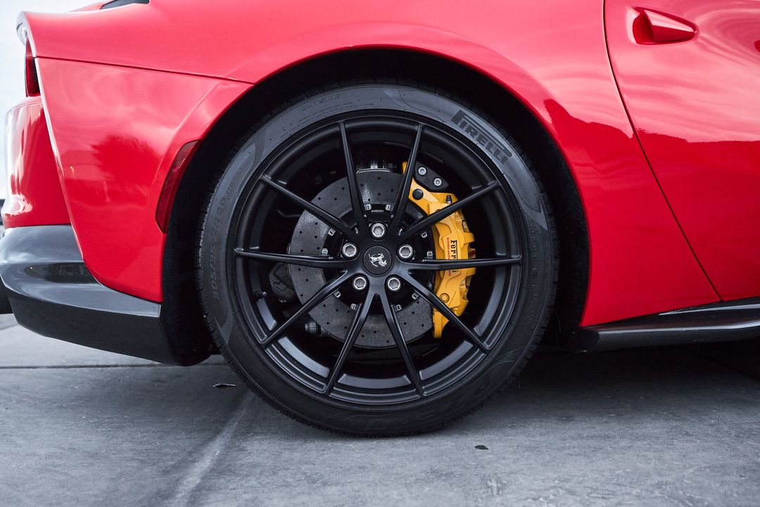 2021 Ferrari 812 GTS