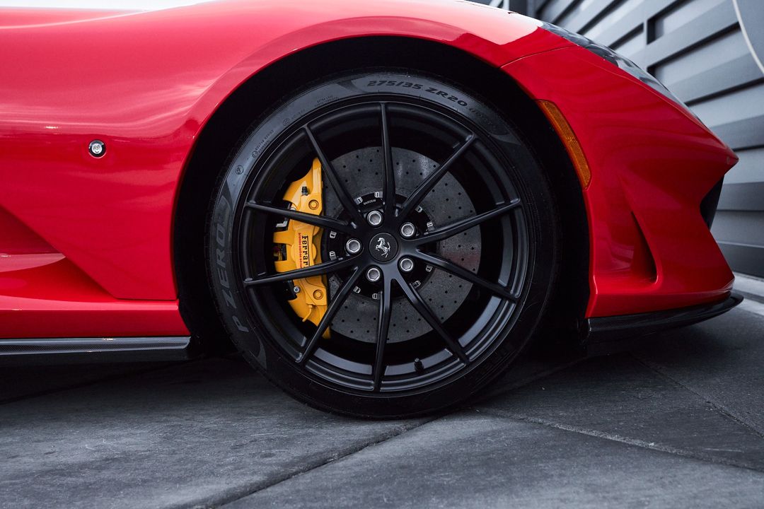 2021 Ferrari 812 GTS