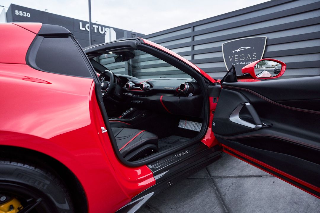 2021 Ferrari 812 GTS