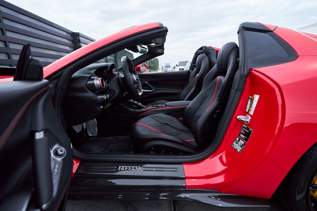 2021 Ferrari 812 GTS