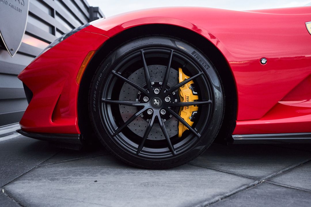 2021 Ferrari 812 GTS