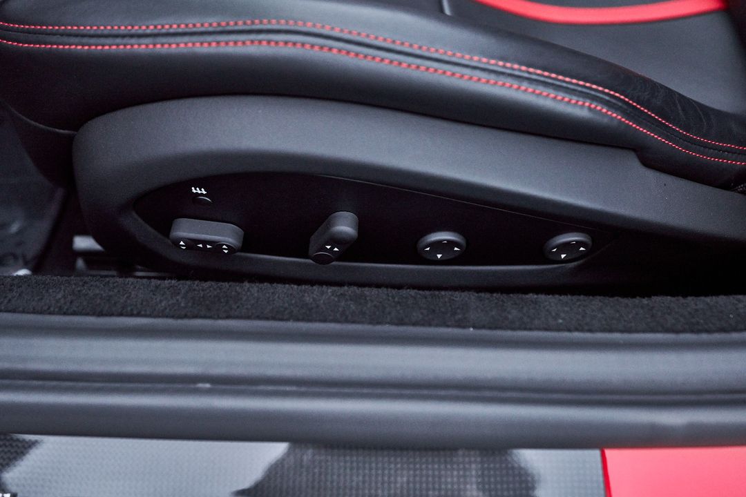 2021 Ferrari 812 GTS