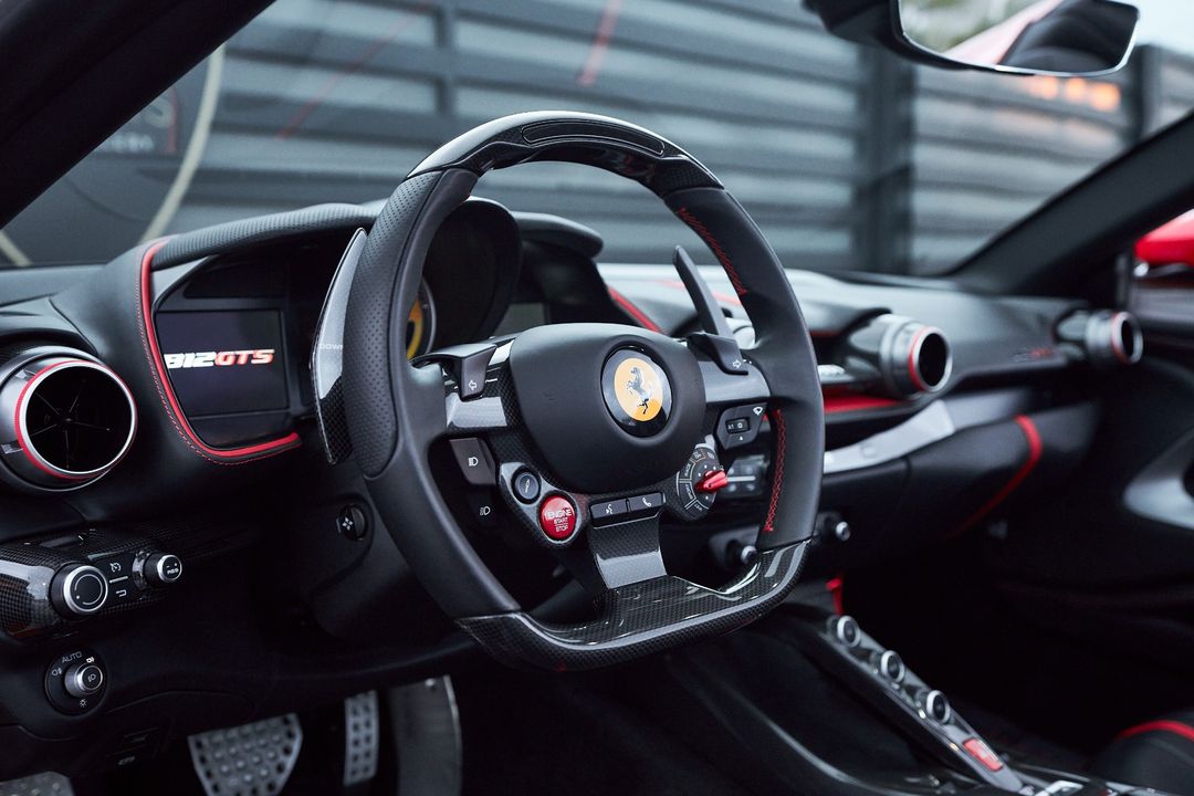 2021 Ferrari 812 GTS
