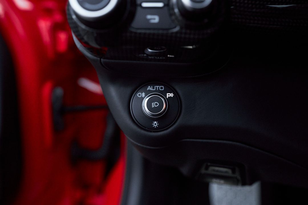 2021 Ferrari 812 GTS
