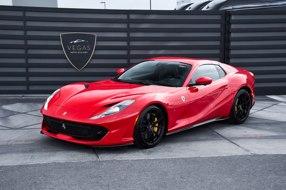 2021 Ferrari 812 GTS