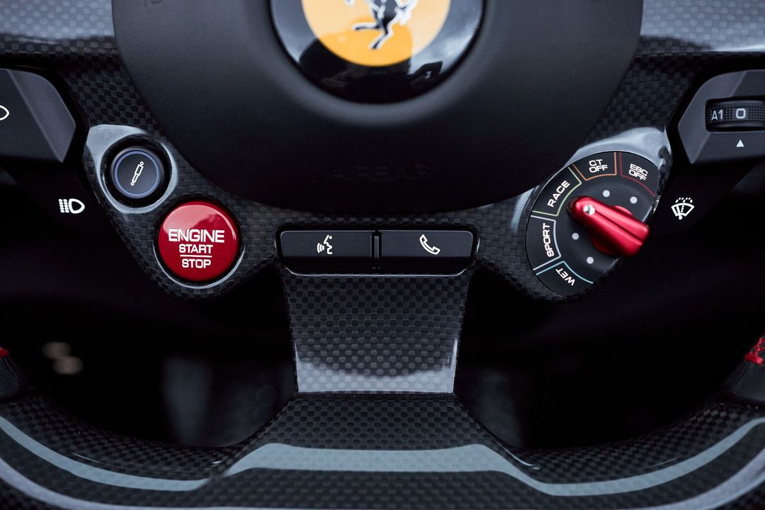 2021 Ferrari 812 GTS