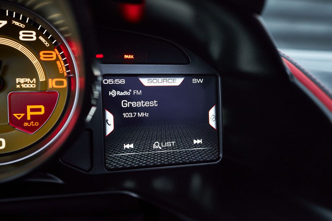 2021 Ferrari 812 GTS