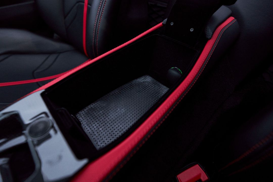 2021 Ferrari 812 GTS