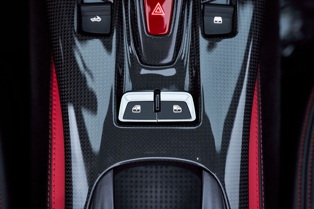 2021 Ferrari 812 GTS