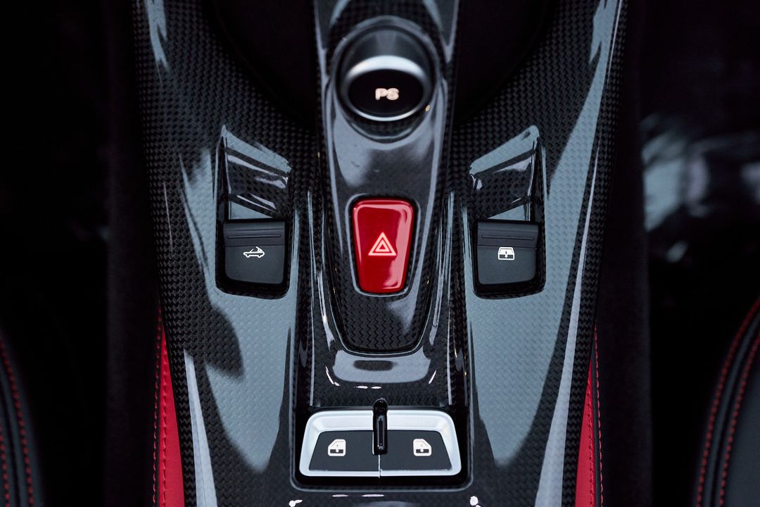 2021 Ferrari 812 GTS