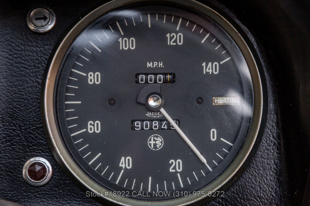 1967 Alfa Romeo Giulia Spider Duetto