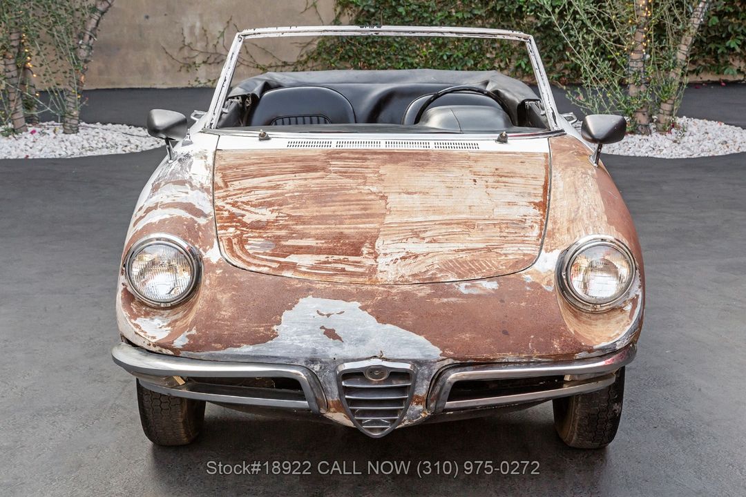 1967 Alfa Romeo Giulia Spider Duetto