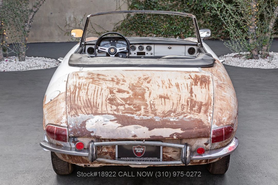 1967 Alfa Romeo Giulia Spider Duetto