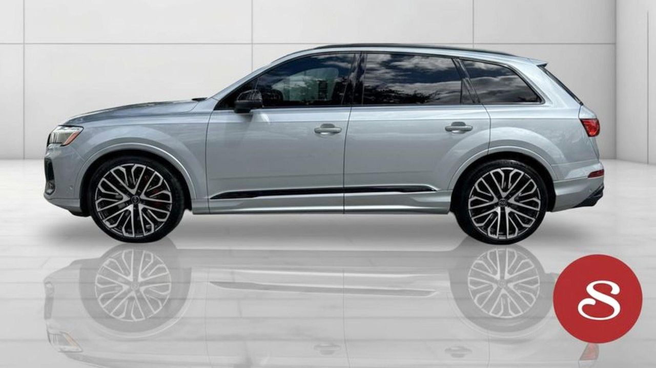 2025 Audi SQ7