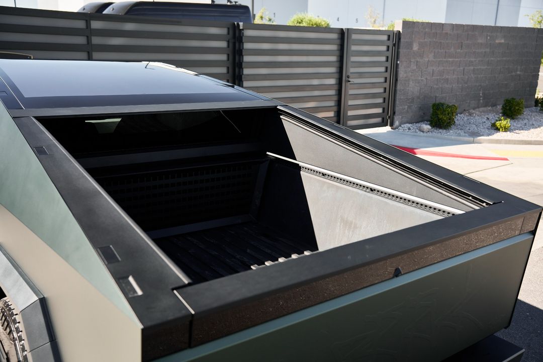 2024 Tesla Cybertruck