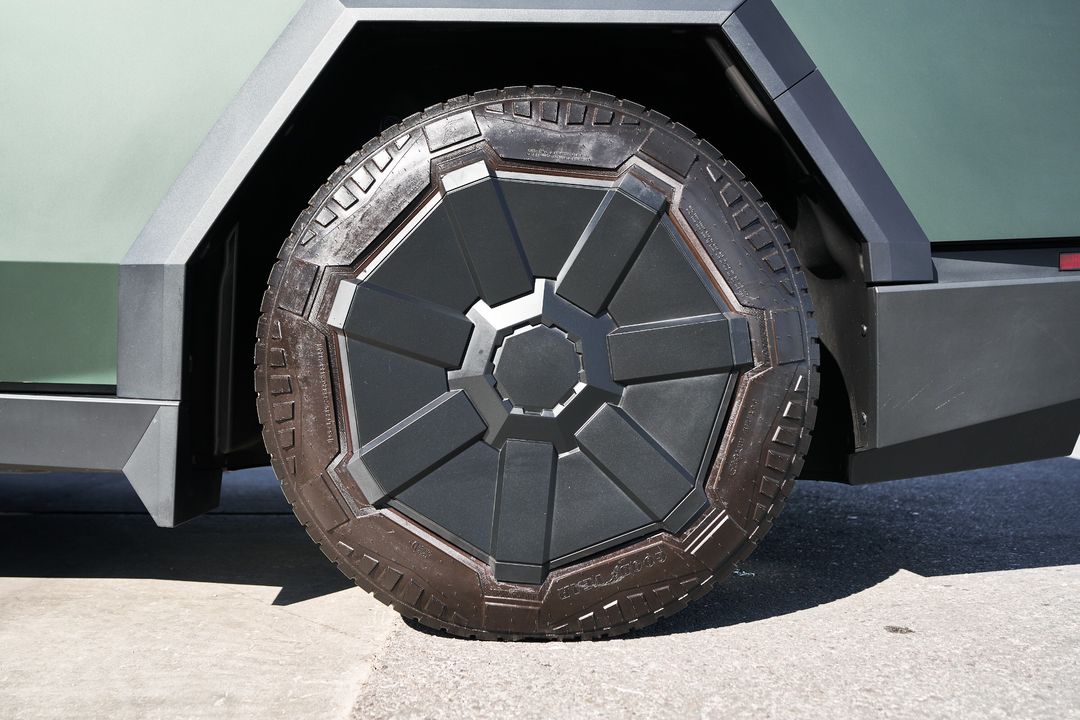 2024 Tesla Cybertruck