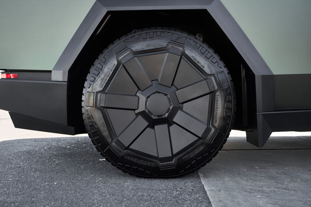 2024 Tesla Cybertruck